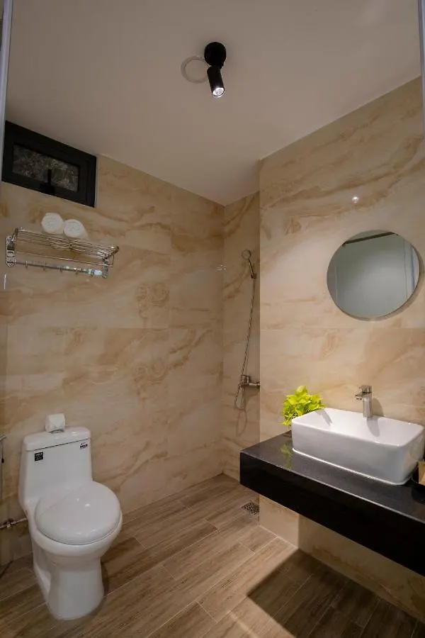 ***  La Hotel Riverside Ho Chi Minh City Vietnam